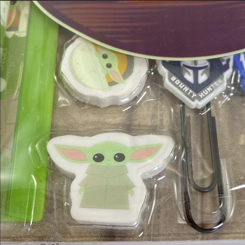 Star Wars The Mandalorian Stationery Set - Picture 6 of 7